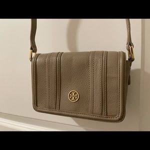 Tory Burch Grey should bag